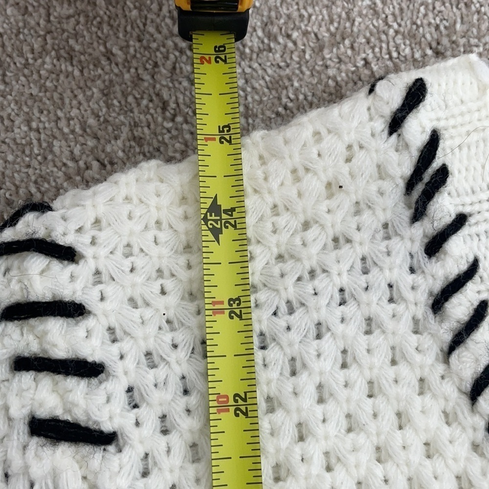 White Crow Knit V-Neck Sweater - Picture 9 of 9